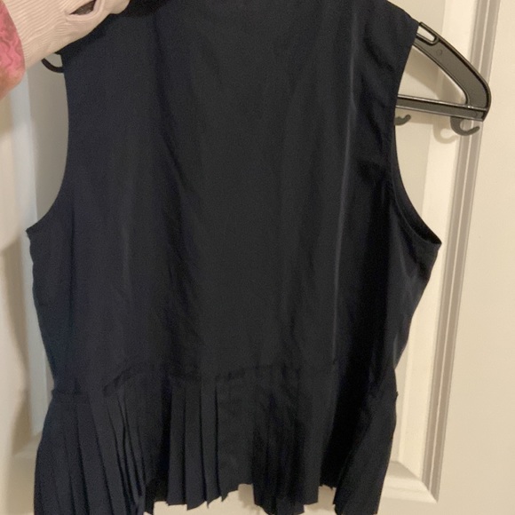 Navy cute vest with tassels - Picture 2 of 3